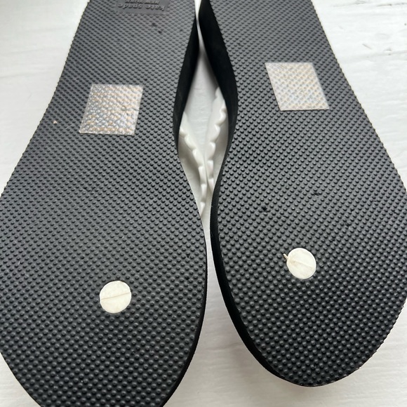 KATE SPADE NEW YORK Megan Polka Dot SANDAL Size 10 Black/White NEW $65 - Picture 4 of 7